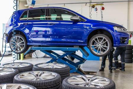 Test - Sportreifen - Semi-Slicks - Pirelli - Michelin - Dunlop
