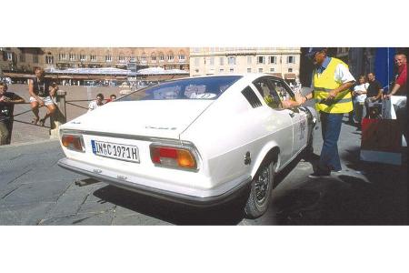 Luis-Alberto Izquierdo und Thomas Mehls auf Audi 100 Coupé S: 1,9-Liter-Reihenvierzylinder, 115 PS, Baujahr 1971.