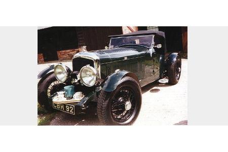Peter Aretz und Helmut Winkels auf Bentley 4 1/4 Litre Derby Spezial: 4,3-Liter-Reihensechsylinder, 125 PS, Baujahr 1935