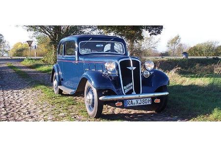 Horst-Dieter Görg und Lars Döhmann auf Hanomag Rekord Diesel: 1,9-Liter-Reihenvierzylinder, 34 PS, Baujahr 1942