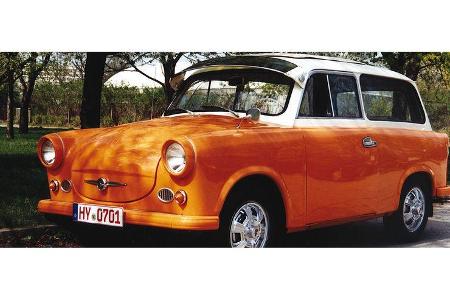 Gerhard Zechel und Kristina Zechel auf Trabant P 50 K Camping: 500-ccm-Zweizylinder, 20 PS, Baujahr 1962