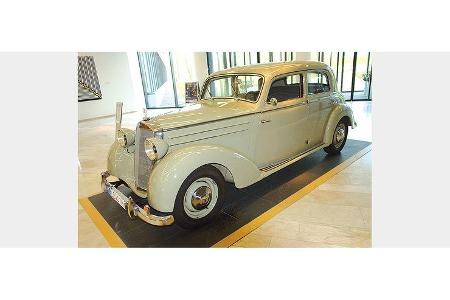 Lars StuhlweiÃenburg und JÃ¼rgen Gras auf Mercedes-Benz 170 DS: 1,7-Liter-Reihenvierzylinder, 40 PS, Baujahr 1952, Team BOSCH