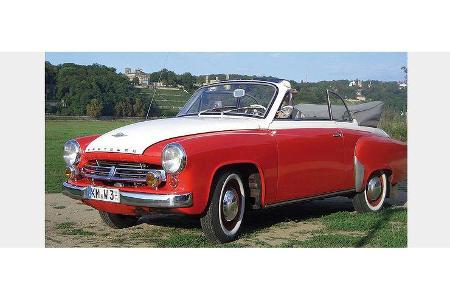 Dieter Pferner und Karl-Friedrich Wiederhold auf Wartburg 311/2 Cabrio: 0,9-Liter-Dreizylinder, 37 PS, Baujahr 1956