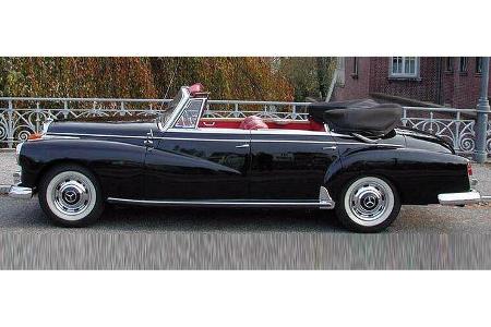 Markus Schoeller und Aurel Schoeller auf Mercedes-Benz 300 d Cabrio: 3,0-Liter-Reihensechszylinder, 160 PS, Baujahr 1960
