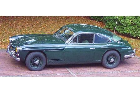 Markus Hecker und Brigitte Hecker auf Jensen 541 S: 4,0-Liter-Reihensechszylinder, 130 PS, Baujahr 1961