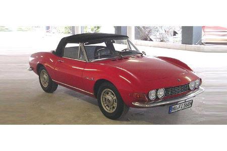 Torsten Michel und Ulrike Michel auf Fiat Dino 2000 Spider: 2,0-Liter-V6, 165 PS, Baujahr 1968