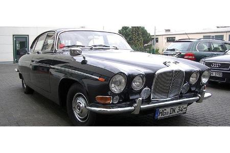 Andreas Ahlmann auf Jaguar 420 G Saloon: 4,2-Liter-Reihensechszylinder, 250 PS, Baujahr 1968, Team EUROGROUP