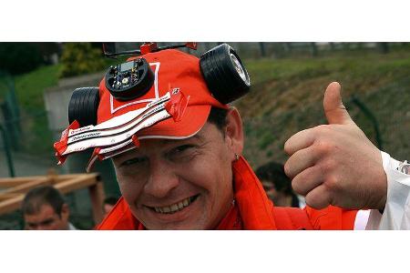 Die Ferrari-Fans waren auf jeden Fall zufrieden mit der Bestrafung der Konkurrenz.