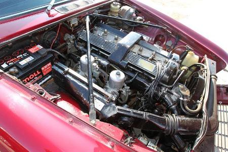 Jaguar XJ6, Motor