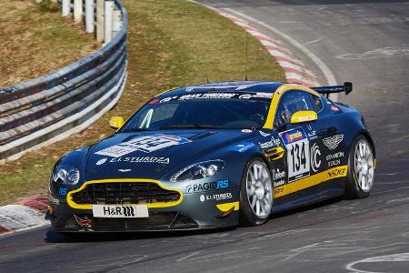 VLN2015-Nürburgring-Aston Martin Vantage V8-Startnummer #134-SP8