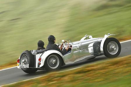 Lotus Seven S1, Seite