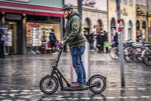 E-Scooter BMW X2City im Fahrbericht