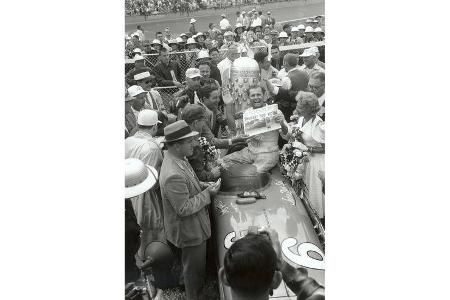 Bob Sweikert - Indy 500 - 1955 - Motorsport