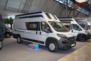 Winterfester 6,36-Meter-Bus mit Hubbett