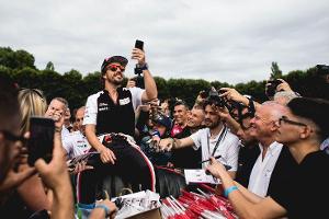 Alonso will Geschichte schreiben