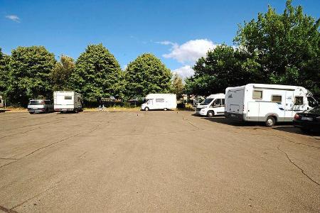 Stellplatz Parcheggio Stadio