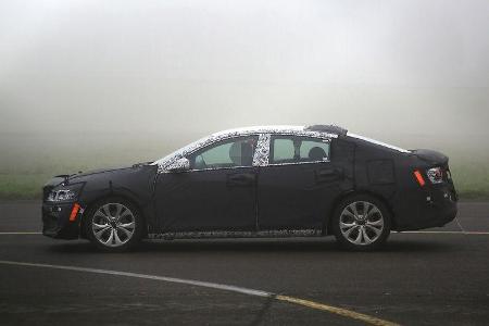 Erlkönig Chevrolet Malibu