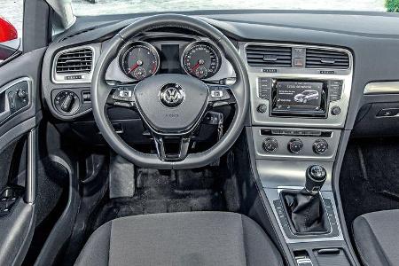 VW Golf, Cockpit