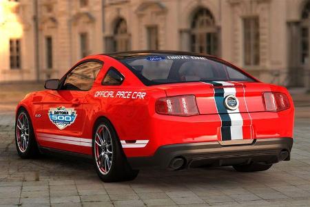 Mustang Safety Car