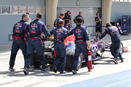 Red Bull - Formel 1 - Bahrain - Test - 1. März 2014