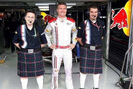 David Coulthard zelebrierte derweil seinen F1-Abschied auf schottische Art und Weise.