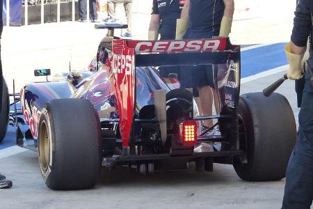 Daniil Kvyat - Toro Rosso - Formel 1 - Test - Bahrain - 21. Februar 2014