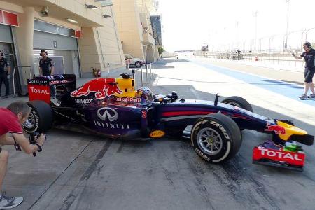 Daniel Ricciardo - Red Bull - Formel 1 - Test - Bahrain - 21. Februar 2014