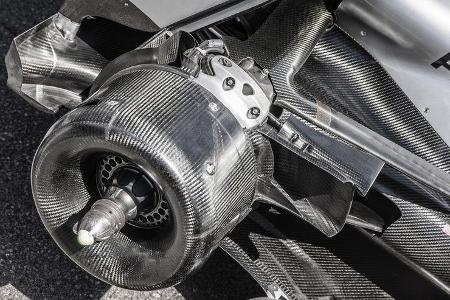 Vergleich: Mercedes W196 vs. AMG W05 - 2015