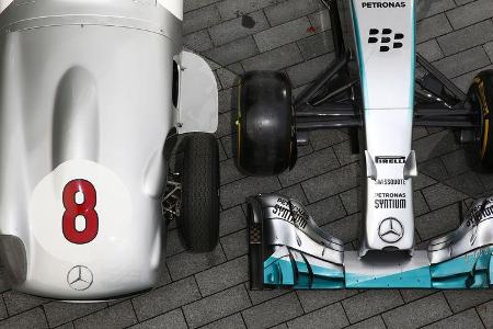 Vergleich: Mercedes W196 vs. AMG W05 - 2015