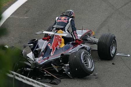 Schrecksekunde für Christian Klien in Brasilien. Ansonsten macht der Österreicher in seiner zweiten GP-Saison eine gute Figur.