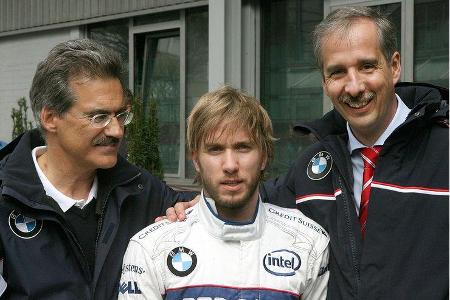Vorstandsmitglied Klaus Draeger und Motorsportchef Mario Theissen nahmen sich den Schützling zur Brust.