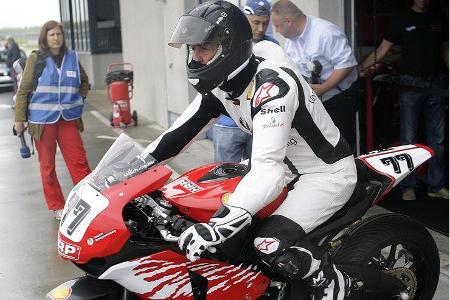 Schumi als Zweirad-Botschafter Schumi als Zweirad-Botschafter