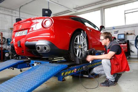 Ferrari F12 Berlinetta, Messstand