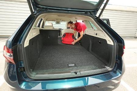 Skoda Superb Combi