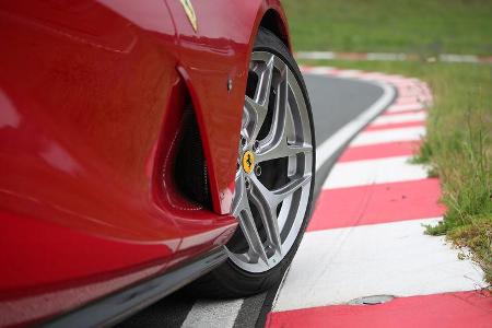 Ferrari 812 Superfast, Exterieur