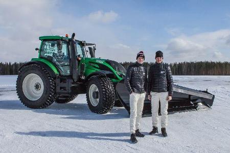Nokian Valtra Traktor Weltrekord Schneeräumen