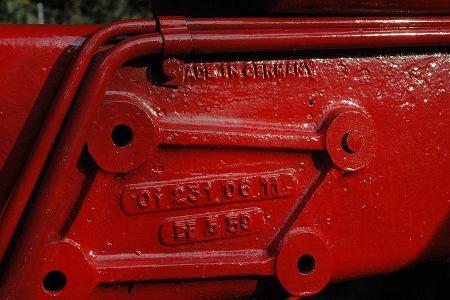 Solider Guss bändigt die überschaubare Leistung - ein Zylinder und 14 PS.