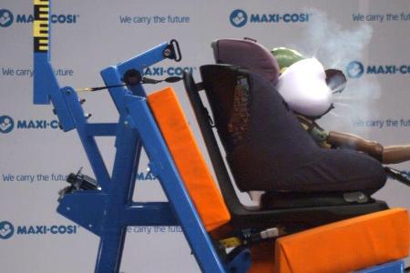 Maxi Cosi AxissFix Air - Airbag Kindersitz 2017