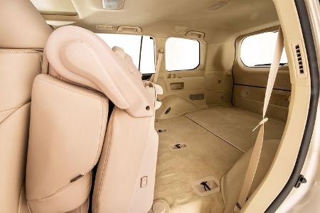 Lexus LX 570 Two Row