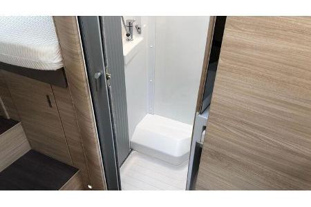 Knaus Van TI Plus auf MAN TGE - Badezimmer