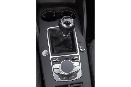 Audi A3 Limousine 1.6 TDI Ultra, Schalthebel