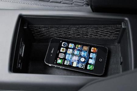 Audi A3, Phone Box