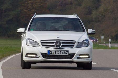 Mercedes C 250 T Avantgarde, Frontansicht, Kühlergrill