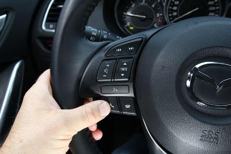 Mazda 6 2.2 D, Lenkrad, Lenkradschalter