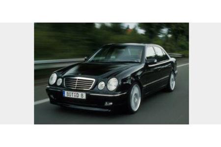 ... wenn es der Fahrer will, beschleunigt der 330 PS-Motor in 6,5 Sekunden auf 100 und bis auf 280 km/h.