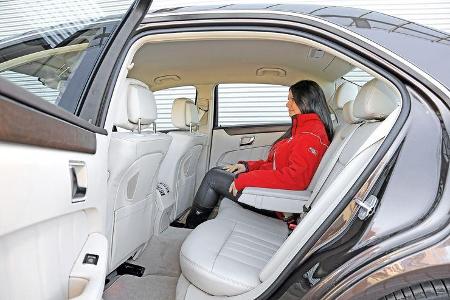 Mercedes E 350 Bluetec, Fondsitz, Beinfreiheit