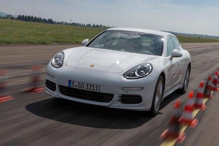 Porsche Panamera S E-Hybrid, Frontansicht, Bremstest