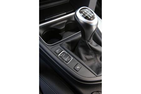 BMW 320i Efficient Dynamics Edition, Schalthebel, Schaltknauf