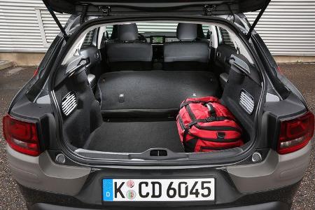 Citroën C4 Cactus e-VTI 82, Kofferraum