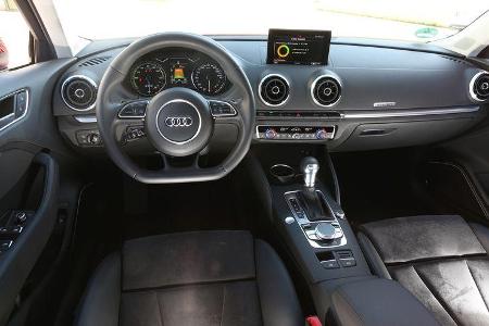 Audi A3 Sportback e-tron, Cockpit